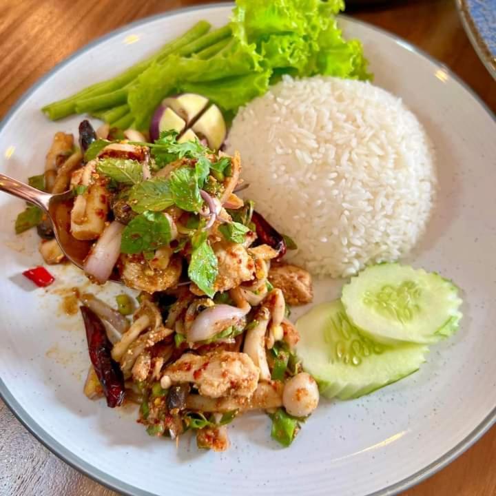 Champa Guesthouse Muang Khong Экстерьер фото