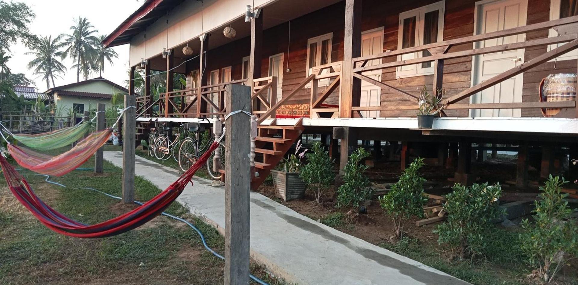 Champa Guesthouse Muang Khong Экстерьер фото