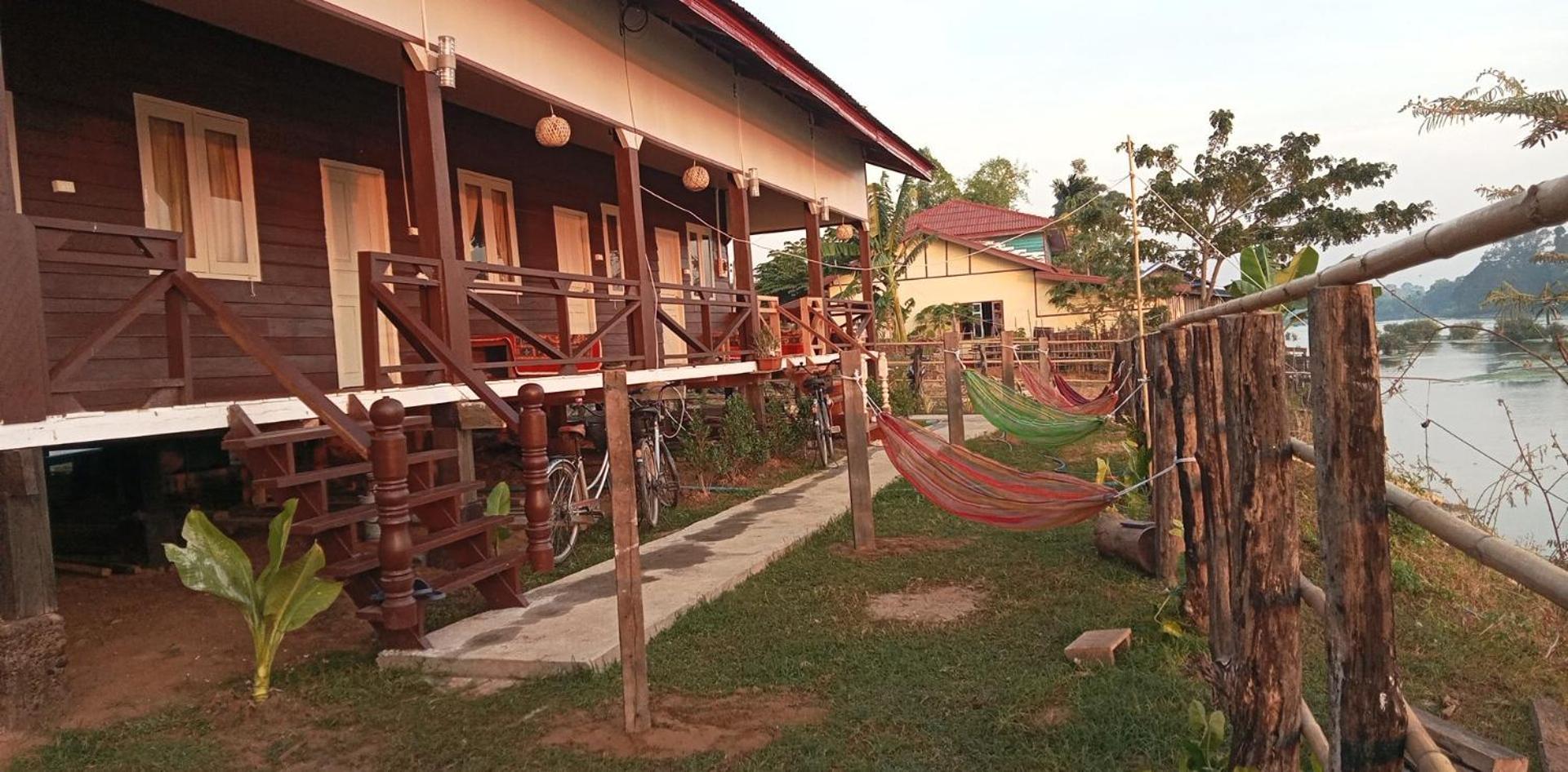 Champa Guesthouse Muang Khong Экстерьер фото